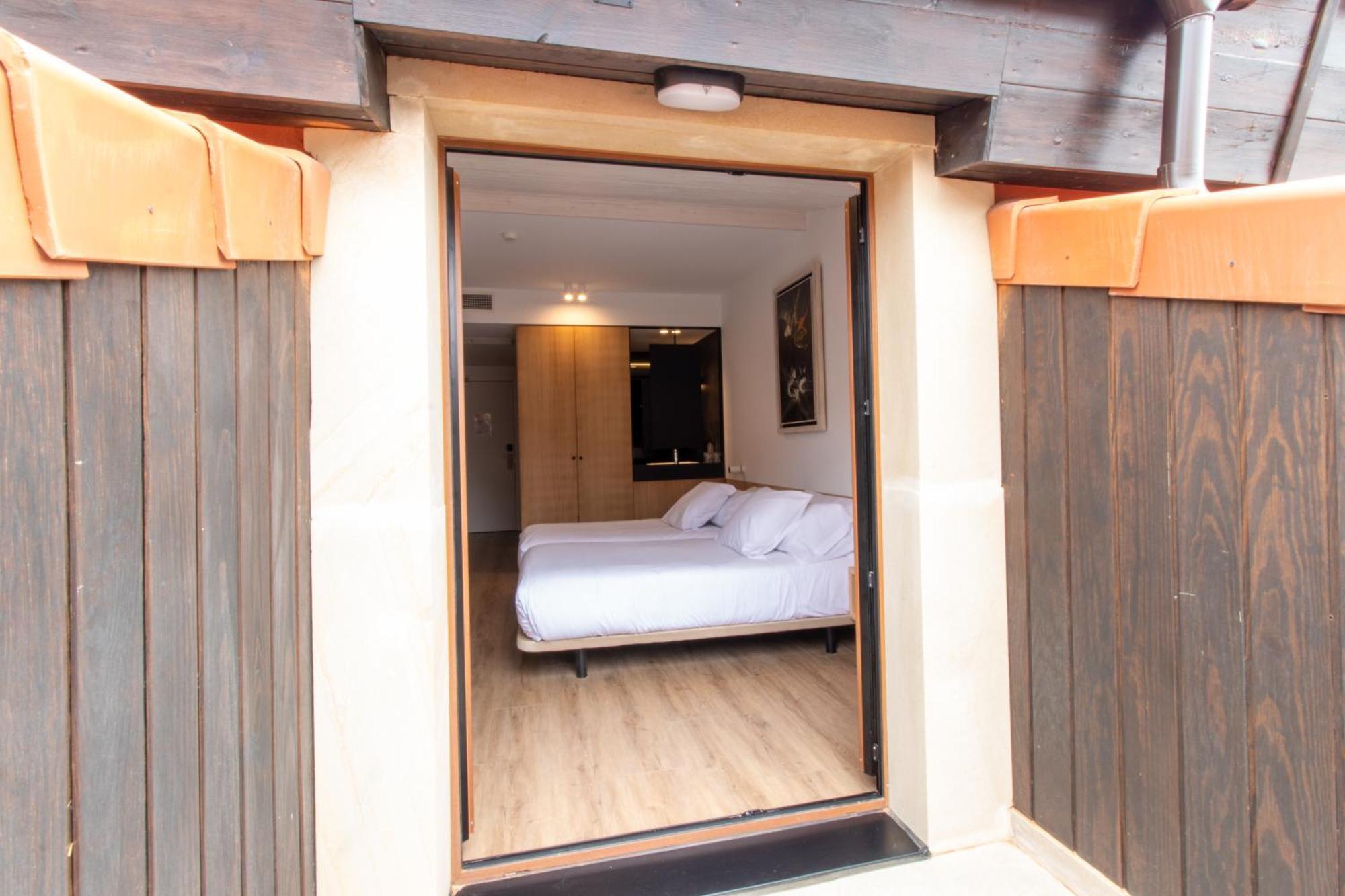 Hotel Cortabitarte Soria Extérieur photo